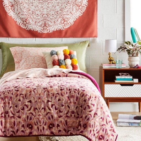 Opalhouse Bedding Opalhouse Ikat Print Twin Quilt New Poshmark